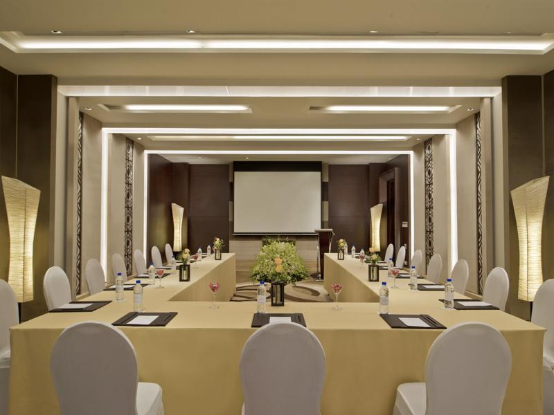 Country Inn & Suites By Radisson, Bengaluru Hebbal Road Экстерьер фото